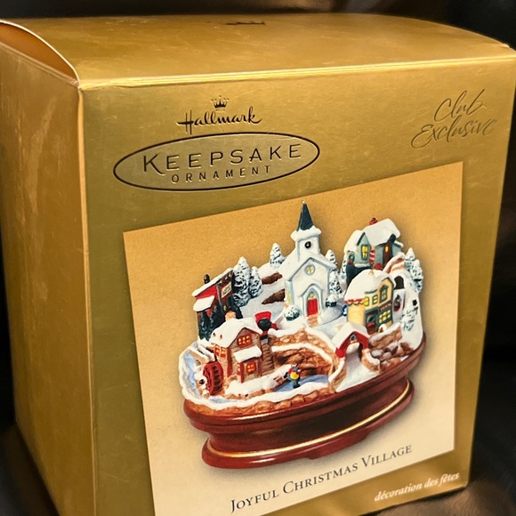 NEW HALLMARK MUSICAL WIND UP ornament Joyful Christmas Village BOX AS IS - Picture 6 of 6